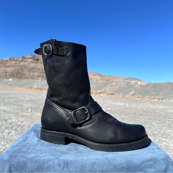 FRYE VERONICA SHORT Boot -Black with Silver Hardware - Picture 7 of 15